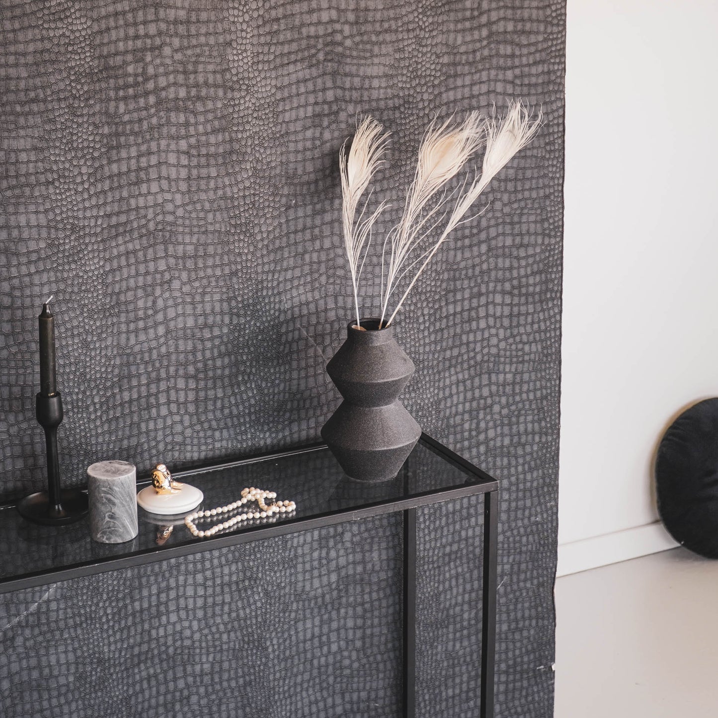 Housevitamin – Bio-Vase Schwarz – 13 x 13 x 22 cm