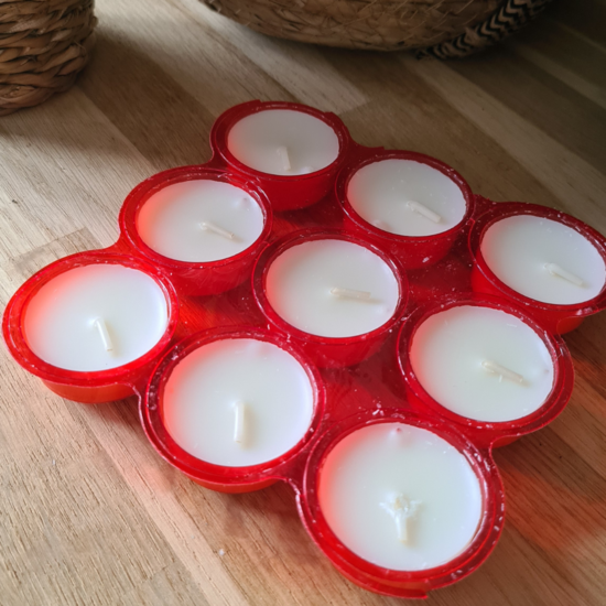 Teelichter mit Pflaumen- und Beerenduft, 9er-Set