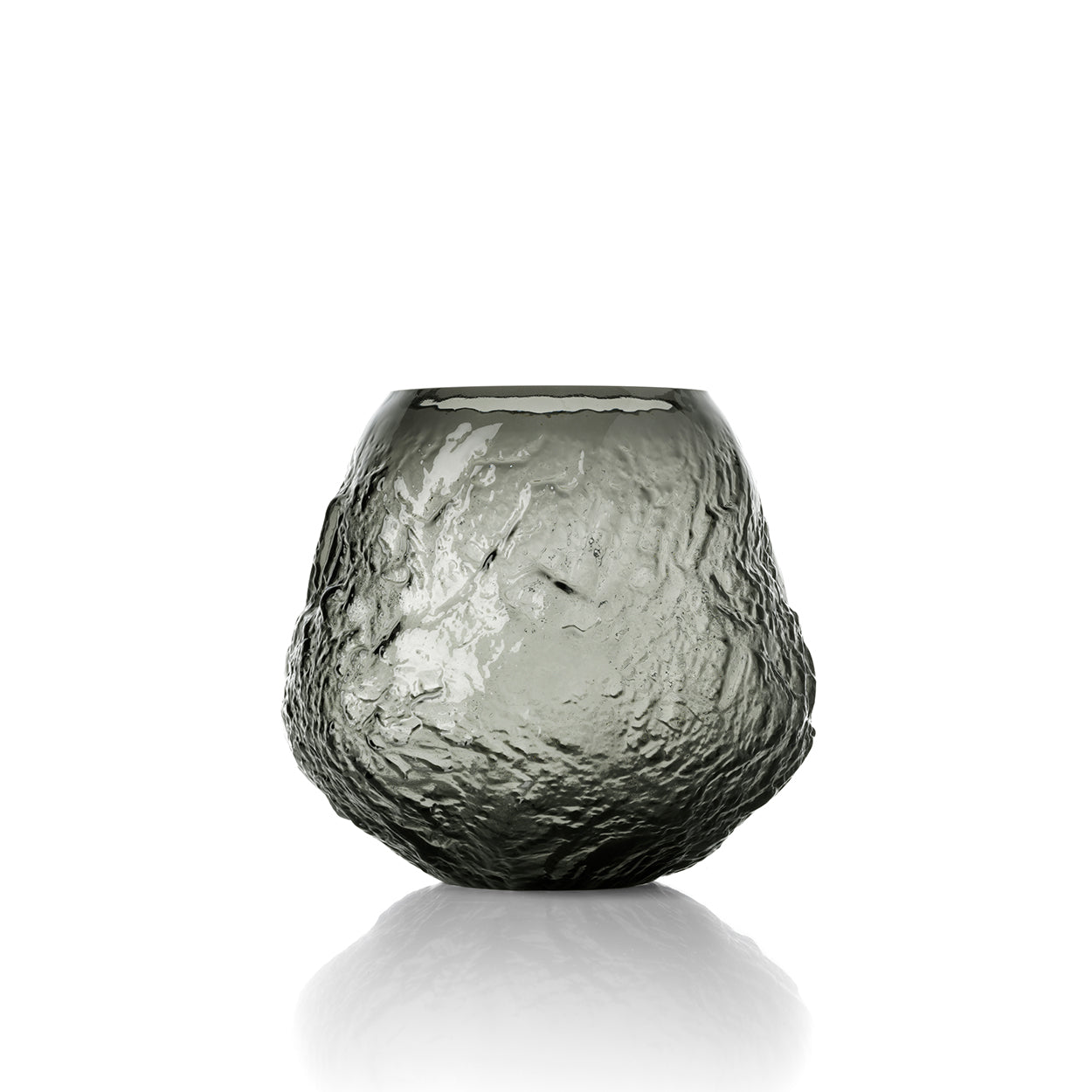 Bazar Bizar Earth Crater vaas van gerecycled glas in zwart – 26 × 24 cm