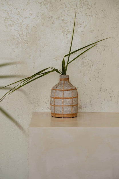Bazar Bizar Whoopy vaas – beton/naturel – L – productfoto 5