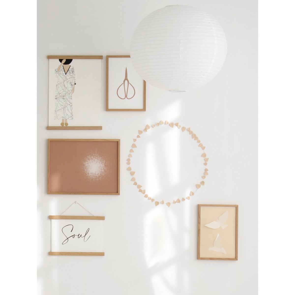 Jurianne Matter – Zweigblätter in zartem Beige