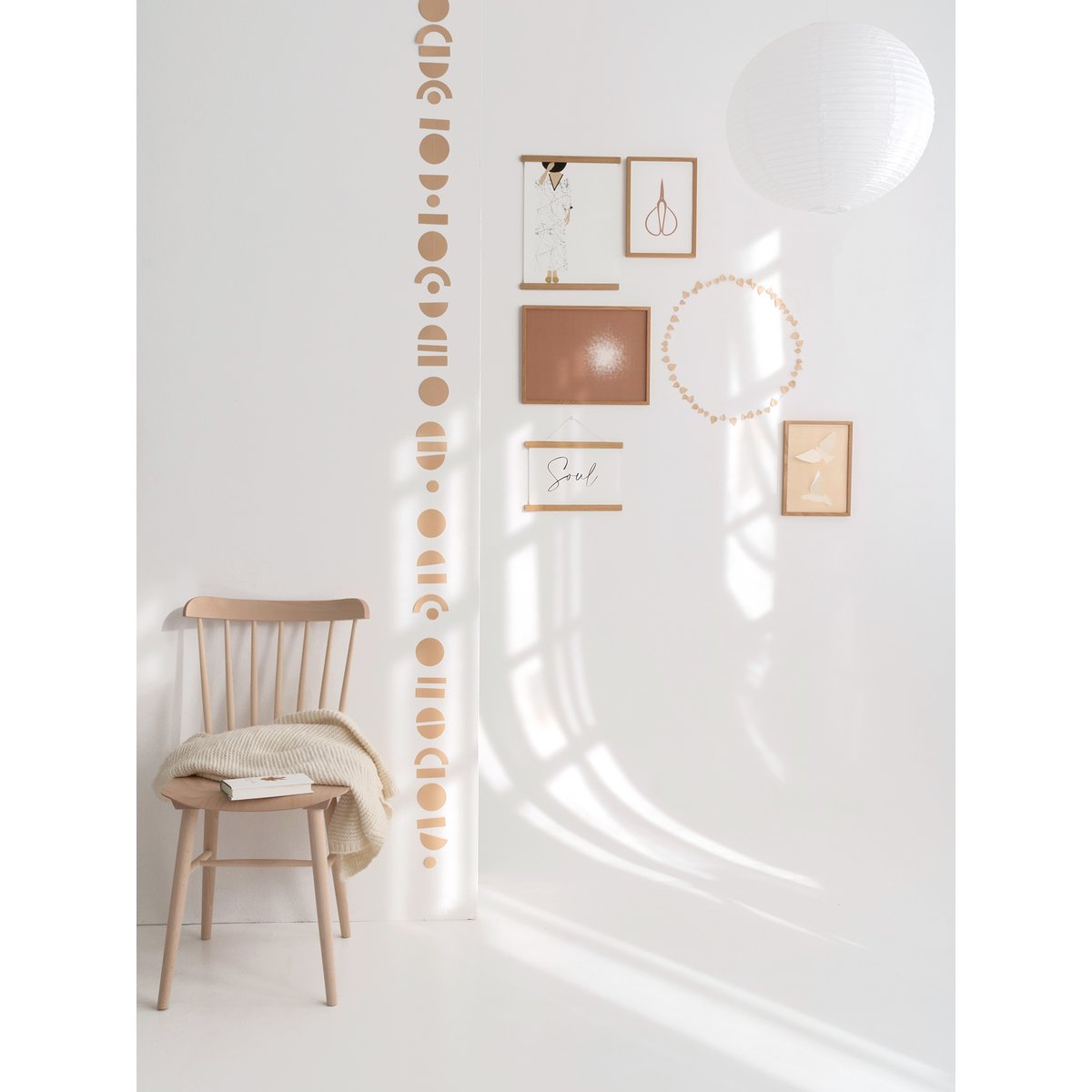 Jurianne Matter – Zweigblätter in zartem Beige
